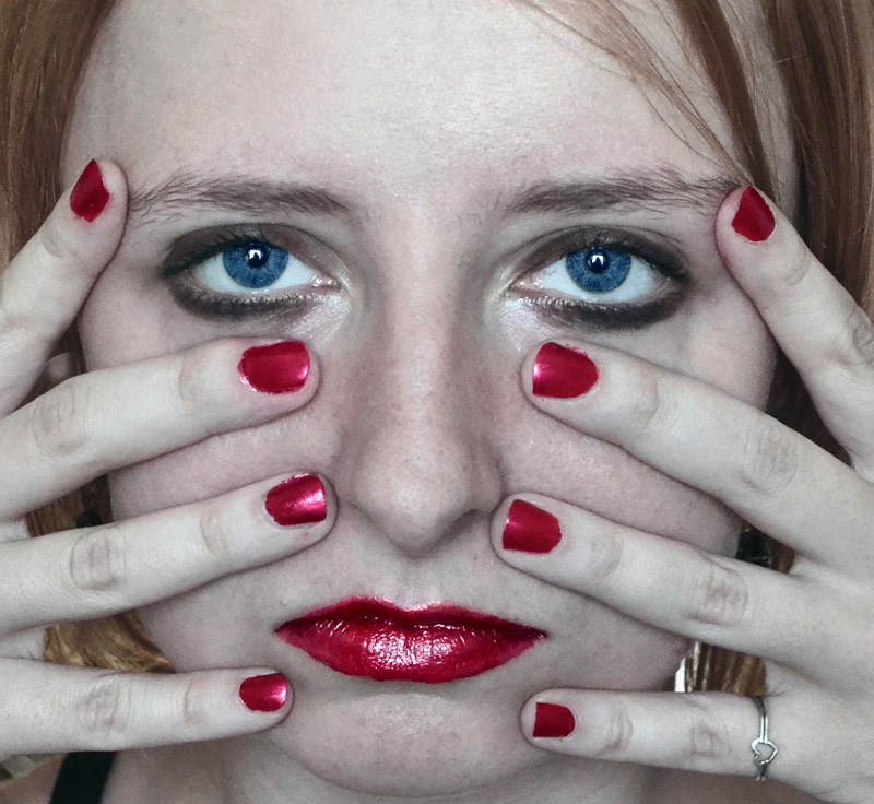pretty eyes and red