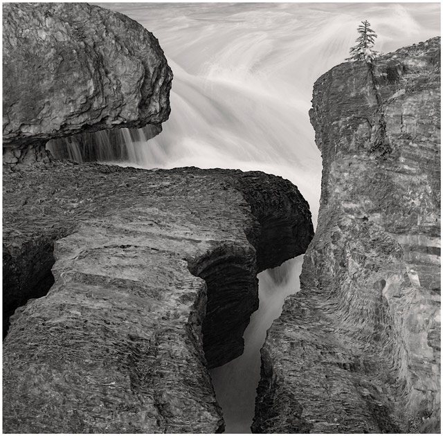water vs rock