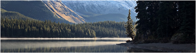 maligne lake fog