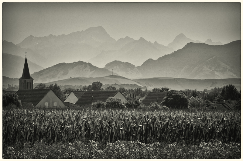 Les Pyrinees