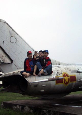 hanoi boys