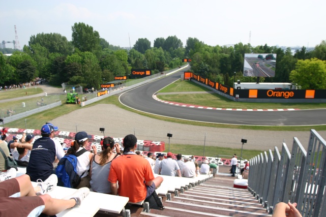 grandstands.jpg