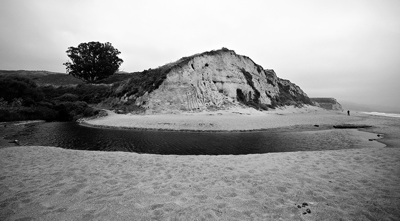 On the way to Sculpture Beach