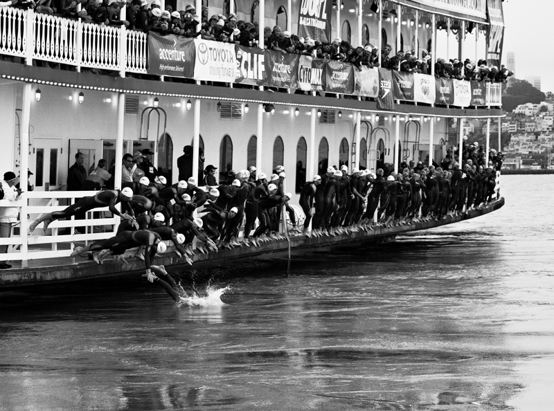 start of the race copybw.jpg