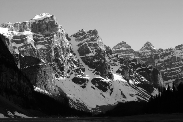 Mountains of Moraine Lake