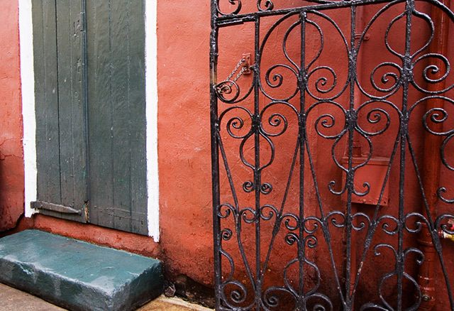 french_quarter_door_gate.jpg