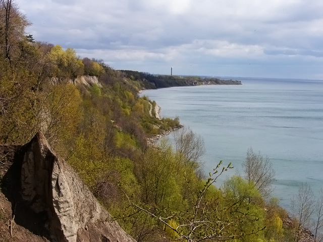 bluffs01.jpg
