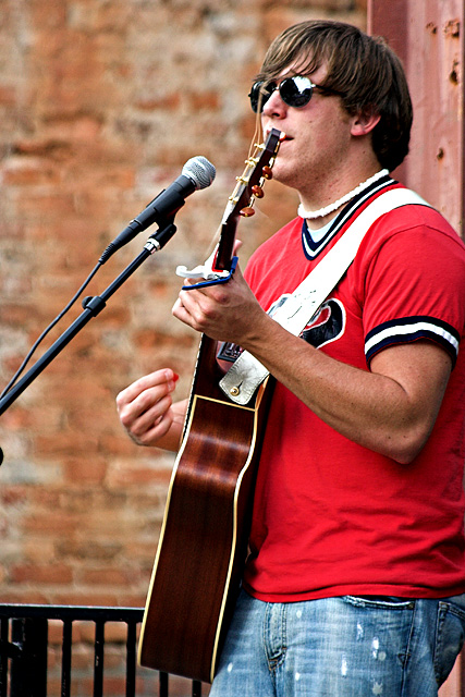 Street Singer