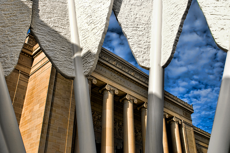 Nelson Atkins Museum through the Shuttlecock