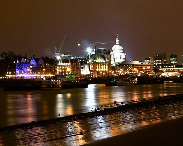 St Pauls (WITH CRANES)