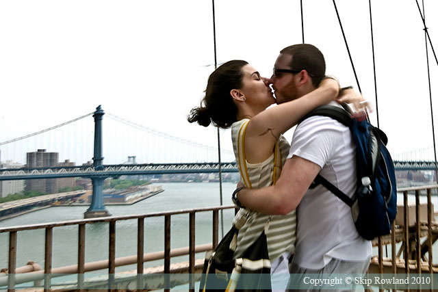 100606-dpc-New-York-City-Brooklyn-Bridge-0410-video