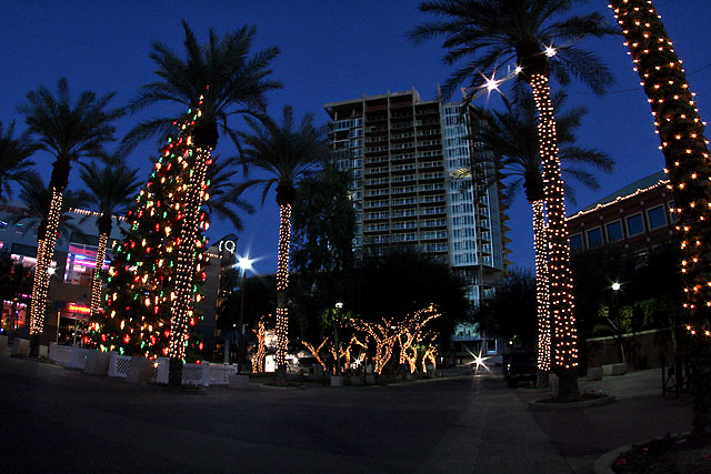 18 - Christmas Time in the City