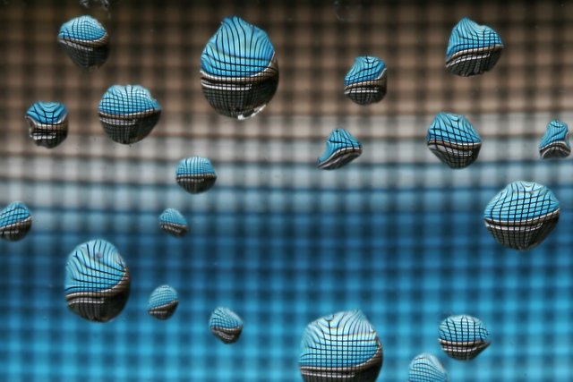 Color of Waterdrops