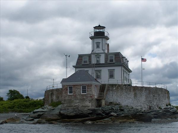 Rose Island Light