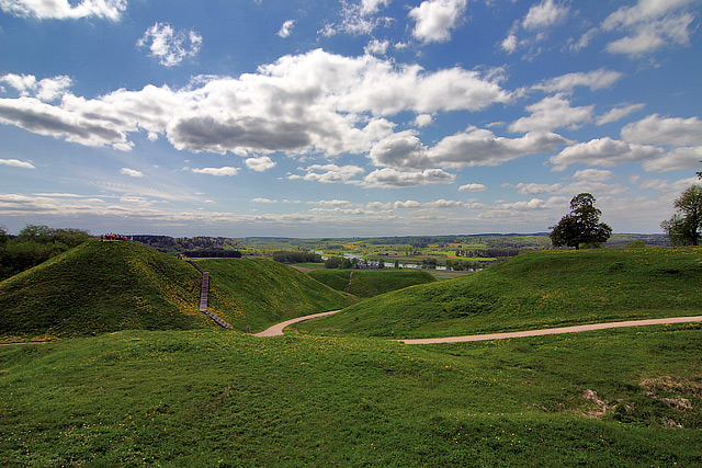 Castle Hills in Kernave