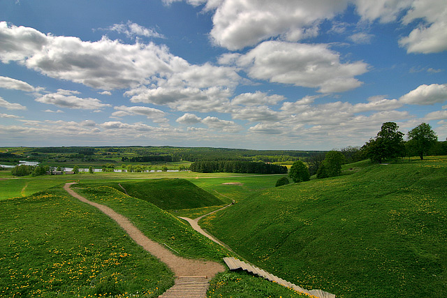 Castle Hills in Kernave