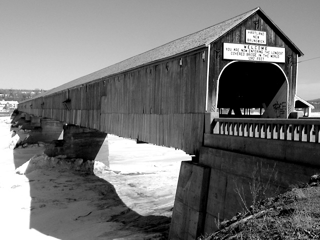 The Longest Bridge BW