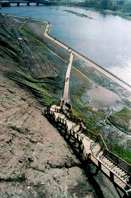 stairsfallssmall.JPG