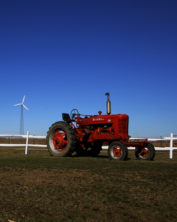 tractor.jpg