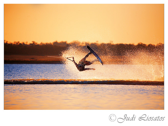 Flippin' Out!