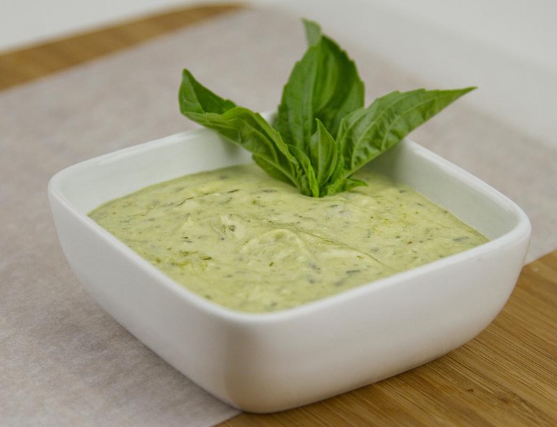 Pesto-Cream-Sauce-3-800