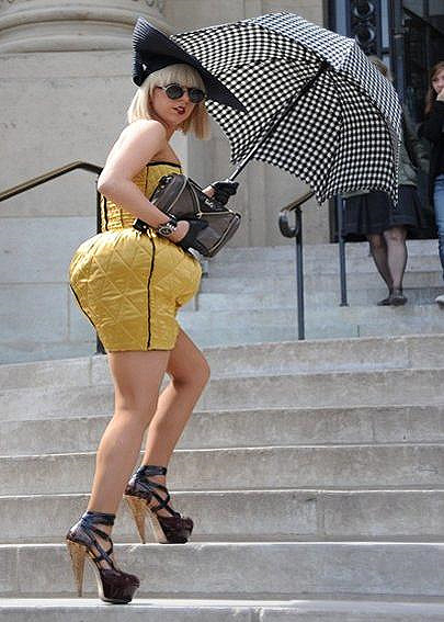 gaga_shoes.jpg