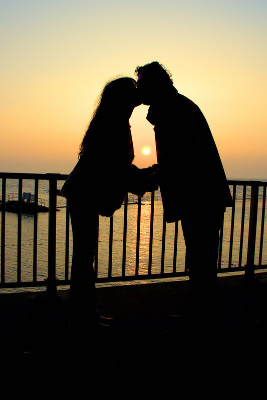 sunset kiss