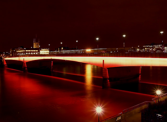 london bridge 2_640.jpg
