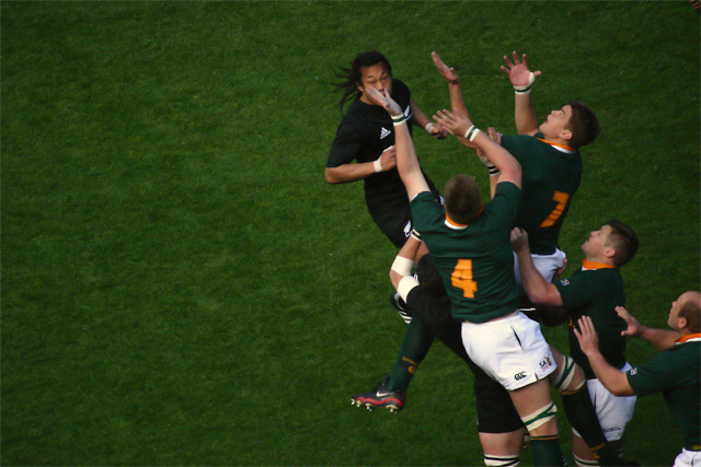SA vs NZ Kick Off