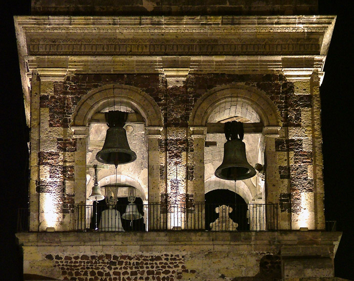 Campanas al vuelo.jpg