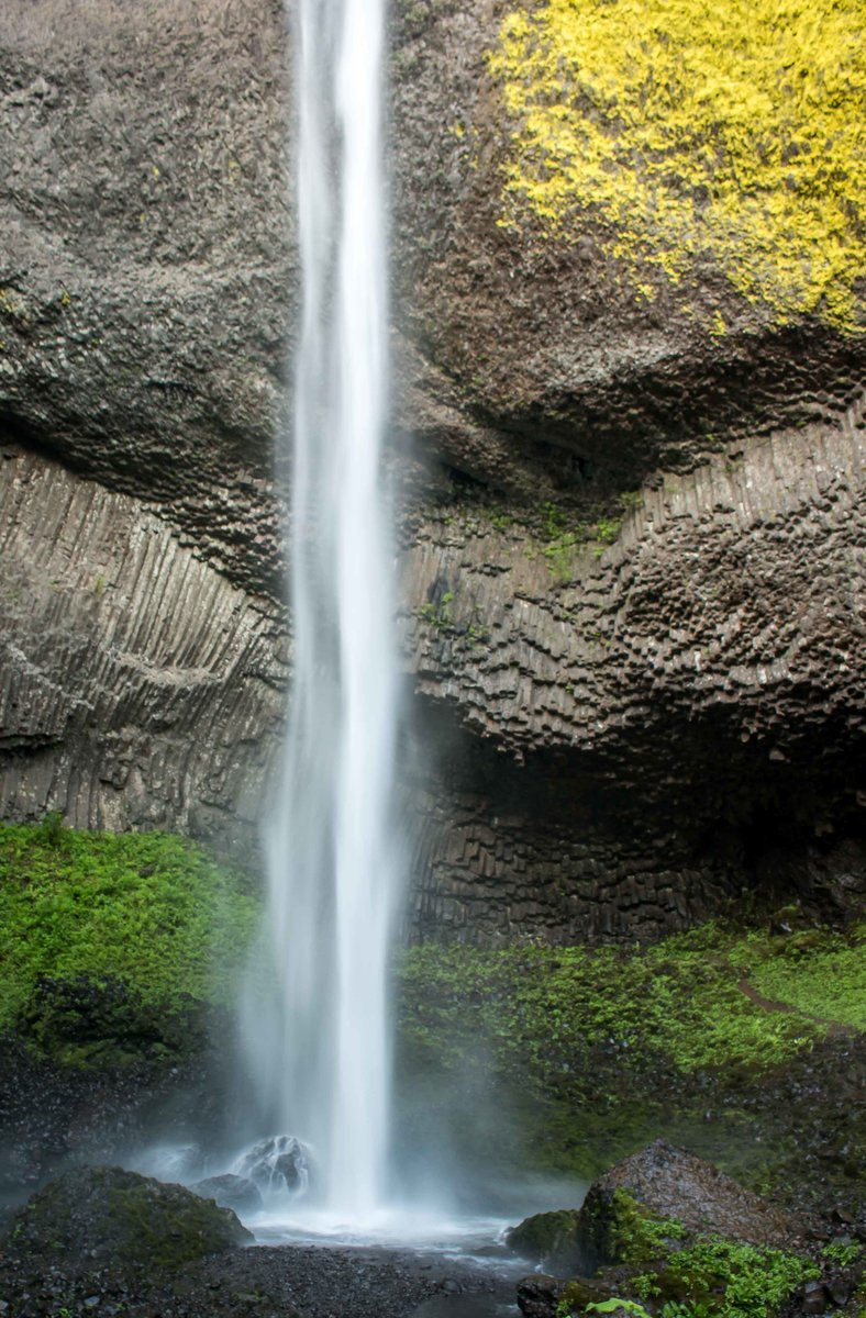 Latourell Falls with base