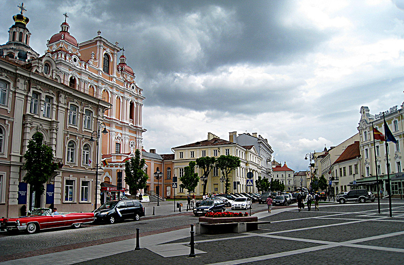Vilnius square by dark