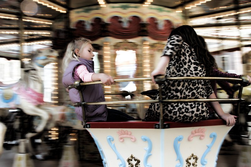 Carousel teacup