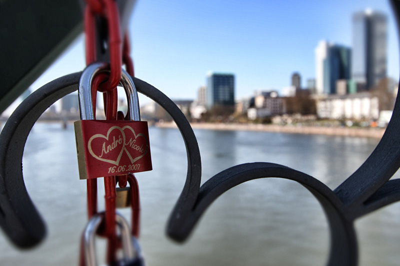 Bridge lock