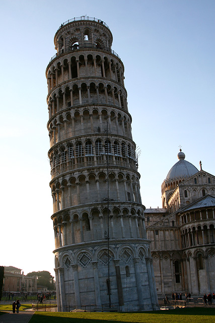 Pisa tourist shot