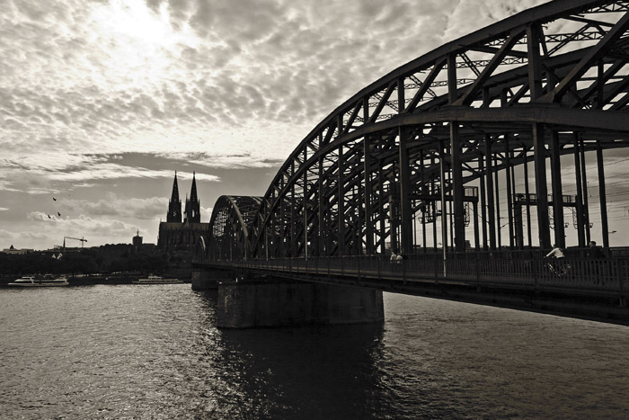Bridge and Dom