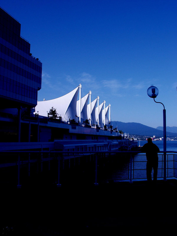 canadaplace.JPG