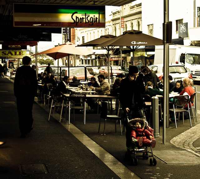 Strolling Along Puckle St