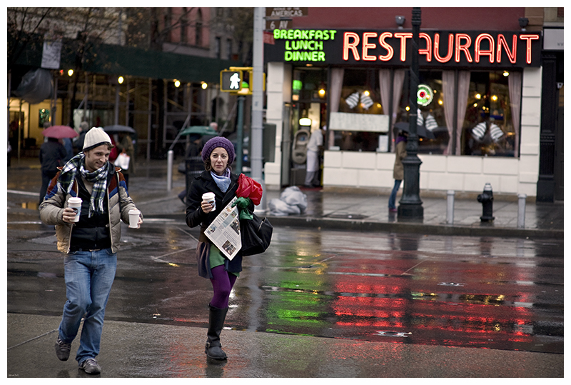 _DSC3672 Waverly Diner Rain 800.jpg