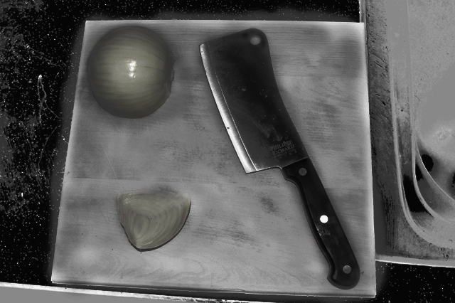 knifee.jpg