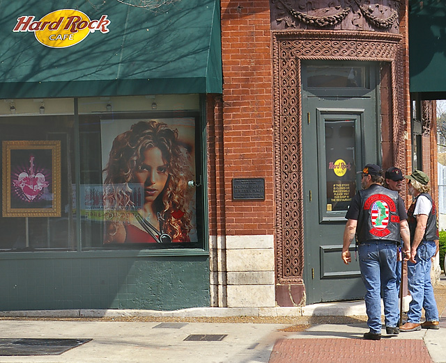 HardRock.jpg
