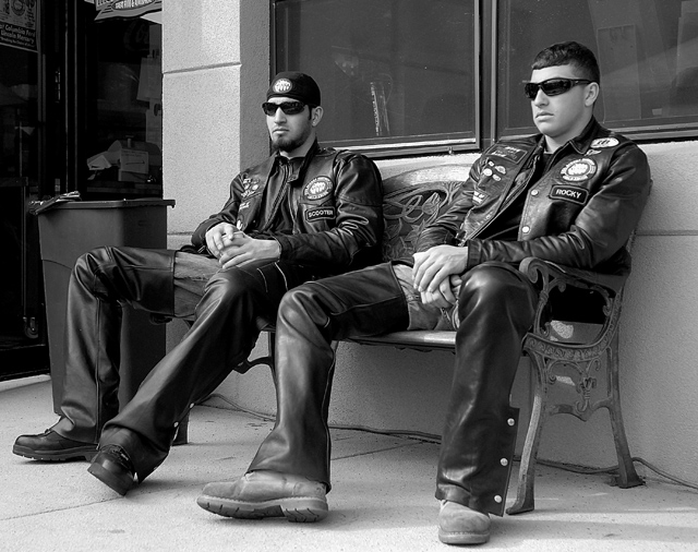 bench-watchers.jpg