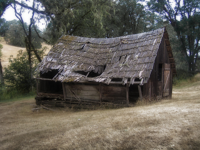 old-barn.jpg