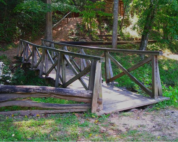 HagoodMillFootbridge.jpg