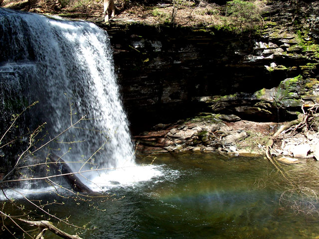 falls-&-rainbow_6890.jpg