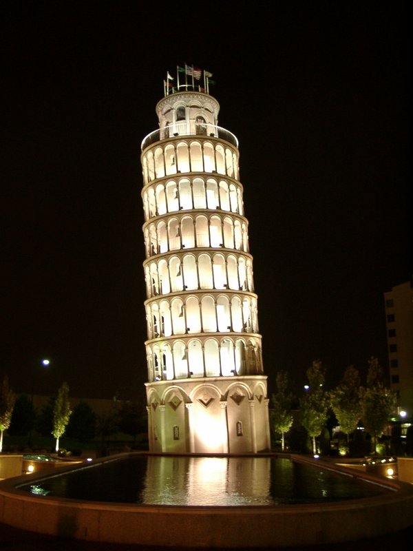 Leaning Tower of Niles, Illinois
