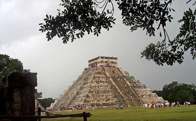 chichen-itza.jpg