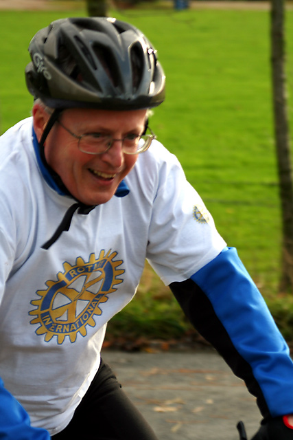 Rotary rider