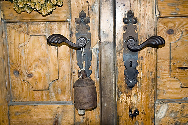 DSC_4750-copy_Door-Bell.jpg