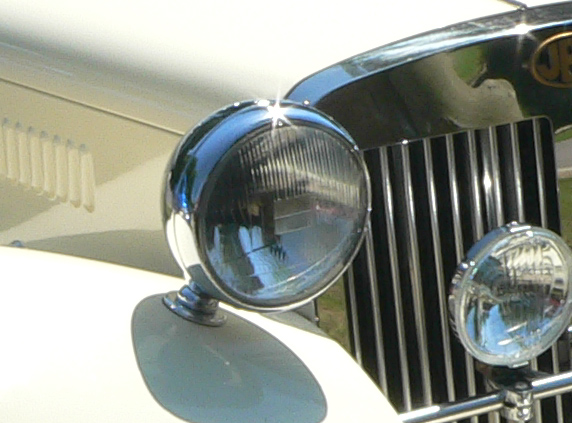 car_detail.jpg